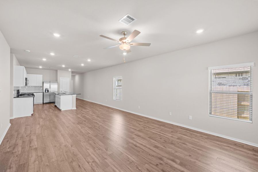 Spacious, unfurnished interior of a new home in Arabella on the Prairie, Richmond (Image 22). Spacious, unfurnished interior of a new home in Arabella on the Prairie, Richmond (Image 22).