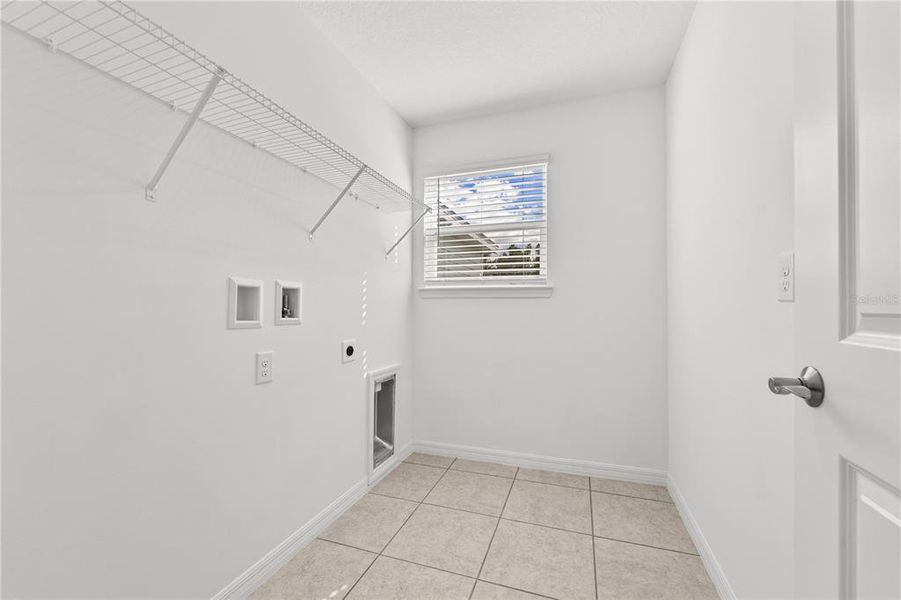 Spacious, unfurnished interior of a new home in Watermark, Cocoa (Image 21).