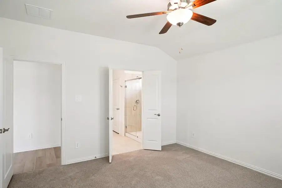 Photo is not of the actual home, but is an inspirational photo of builder’s model home and may depict options, furnishings, and/or decorator features that are not included. Photo is not of the actual home, but is an inspirational photo of builder’s model home and may depict options, furnishings, and/or decorator features that are not included.