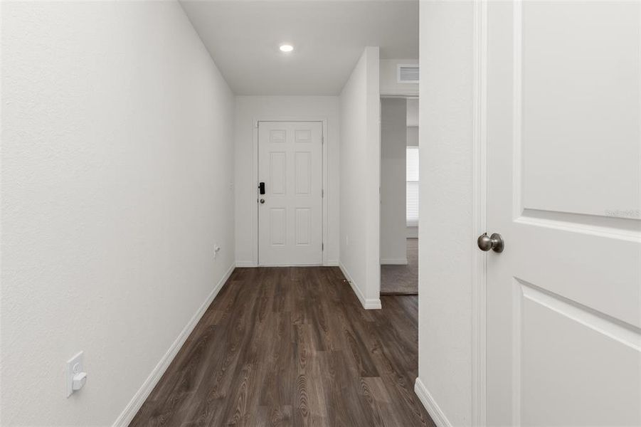 Spacious, unfurnished interior of a new home in , Port Charlotte (Image 24).