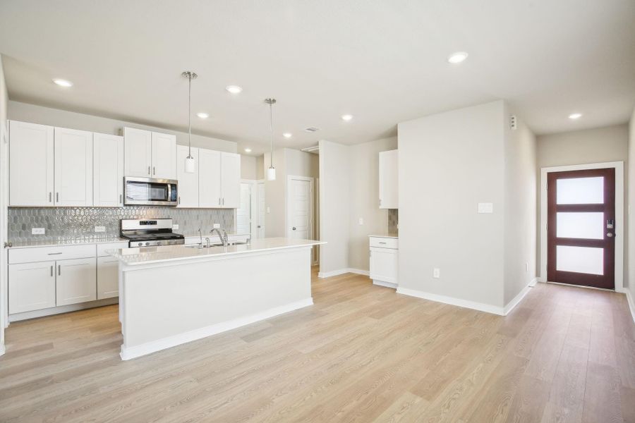 Photo is not of the actual home but is an inspirational photo of builder’s model home and may depict options, furnishings, and/or decorator features that are not included.