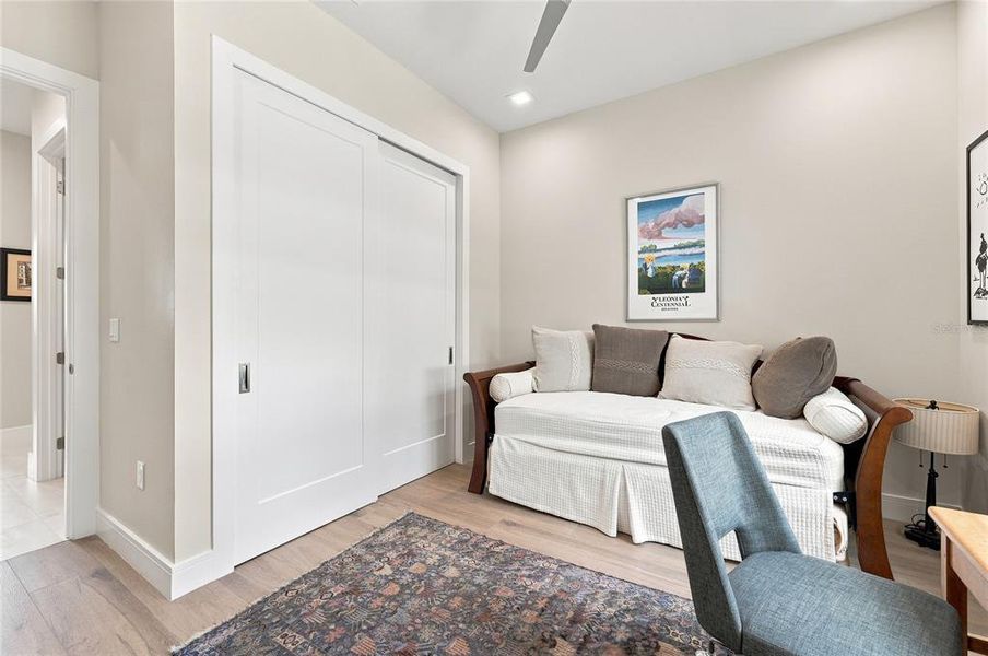 Furnished interior view inside a new home in , Winter Haven (Image 17).