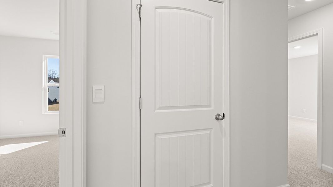 Representative unfurnished interior of a home built from the BELHAVEN by D.R. Horton in Northberry, Rome (Image 25).