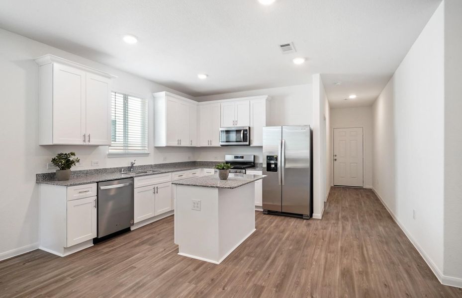 MODEL HOME images may NOT be consistent with the finished product. MODEL HOME images may NOT be consistent with the finished product.