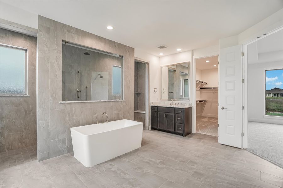 Representative furnished interior of a home built from the Bandera II by Giddens Homes in Whispering Wind, Bertram (Image 84).