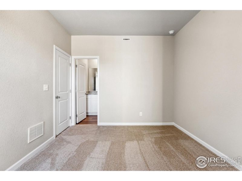 Spacious, unfurnished interior of a new home in , Frederick (Image 8).