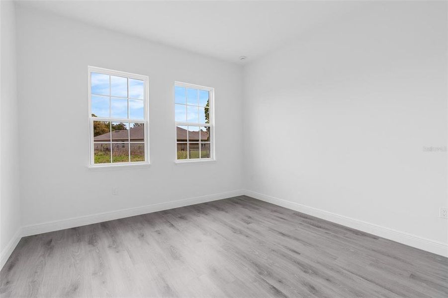 Spacious, unfurnished interior of a new home in , Ocala (Image 28).
