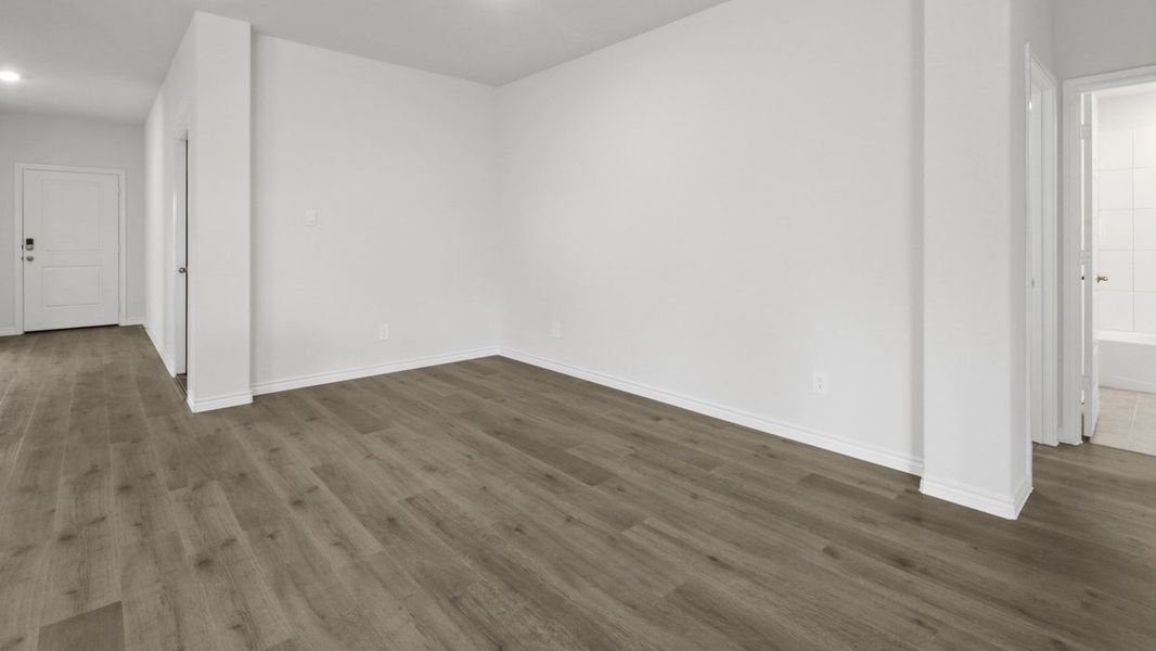 Spacious, unfurnished interior of a new home in Trailstone, Caddo Mills (Image 17). Spacious, unfurnished interior of a new home in Trailstone, Caddo Mills (Image 17).