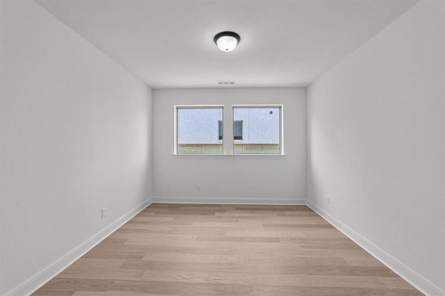 Spacious, unfurnished interior of a new home in Treeline, Justin (Image 18).
