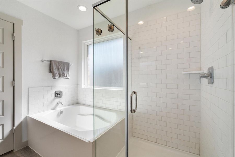 Soaker tub and walk-in shower Soaker tub and walk-in shower