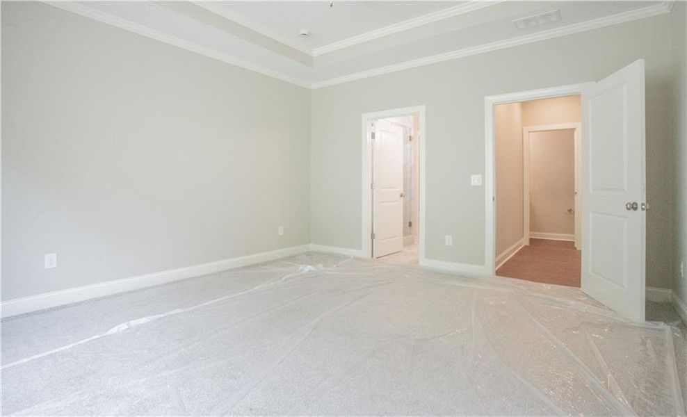 Spacious, unfurnished interior of a new home in The Birches on Maple, Carrollton (Image 14).