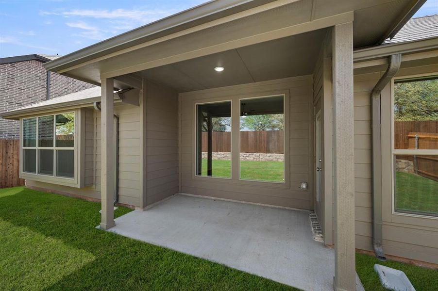 1132 Avery-Back-1