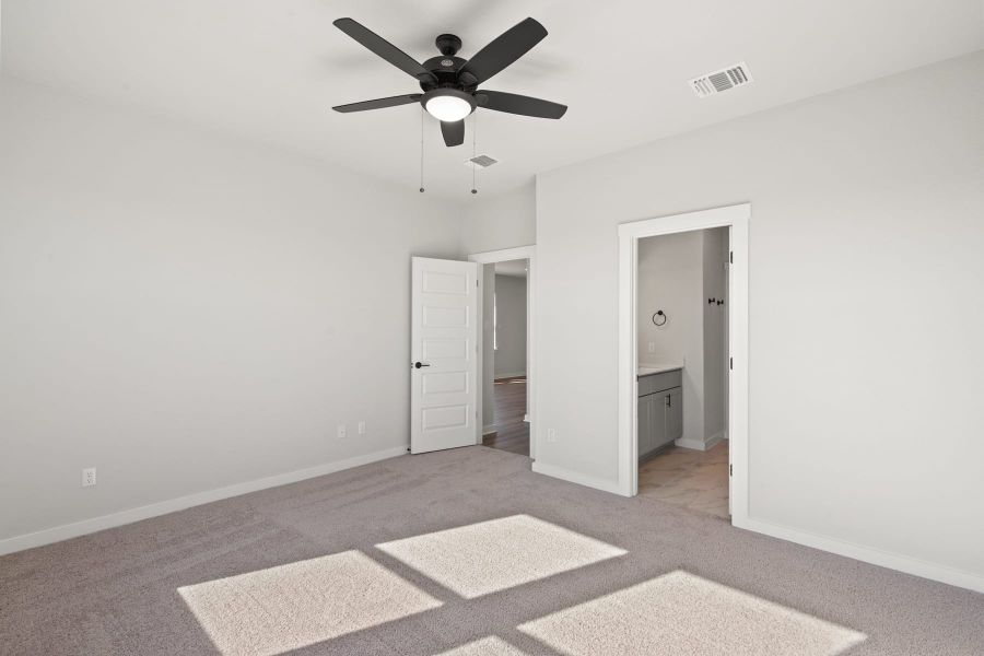 Spacious, unfurnished interior of a new home in Park Central, Georgetown (Image 34).