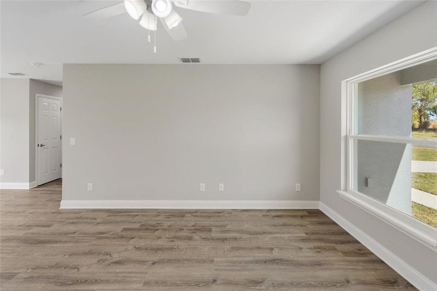 Spacious, unfurnished interior of a new home in , Avon Park (Image 11).