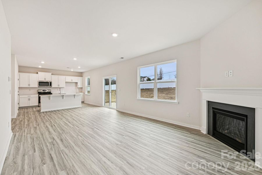 Spacious, unfurnished interior of a new home in Silverstein, Salisbury (Image 11).