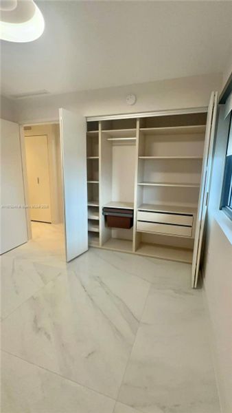 Spacious, unfurnished interior of a new home in , Miami (Image 29).