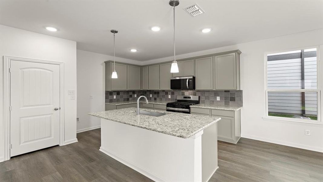 08. 1118 Falls Rush - Kitchen (2)