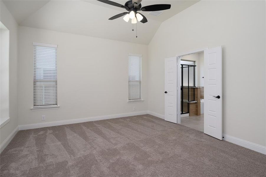 Spacious, unfurnished interior of a new home in Creekview Meadows, Pilot Point (Image 25). Spacious, unfurnished interior of a new home in Creekview Meadows, Pilot Point (Image 25).