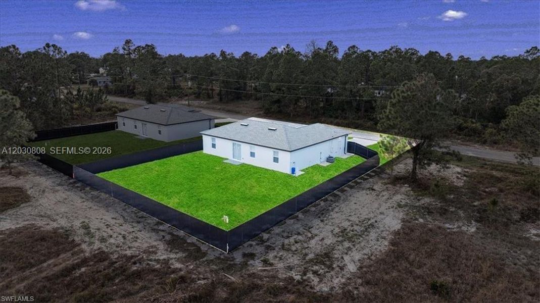 Exterior details and patio area of a home in , Lehigh Acres (Image 4).