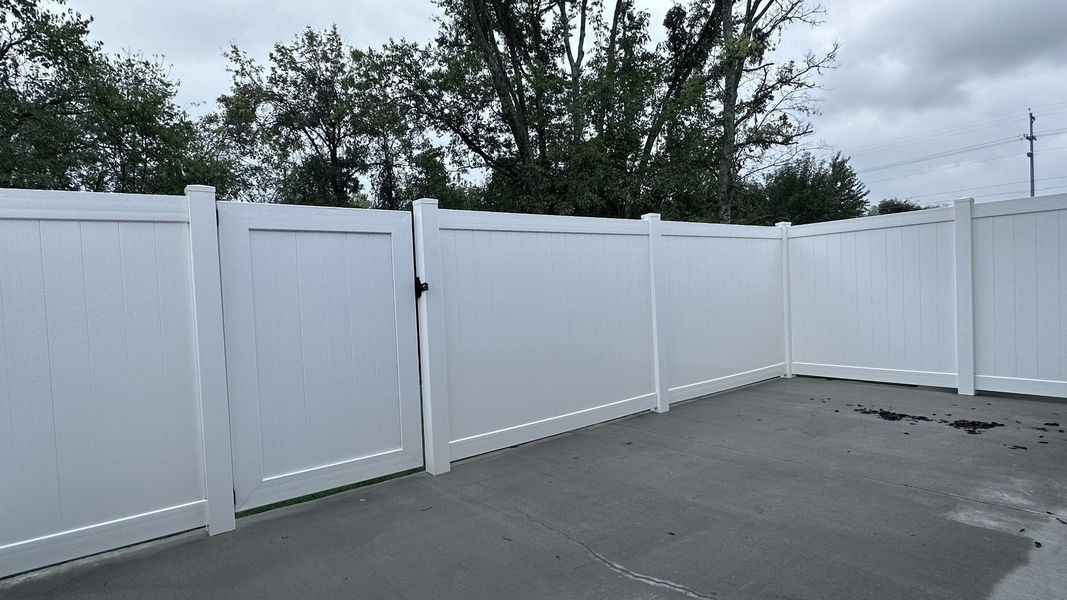 Exterior details and patio area of a home in Veterans Cove, Murfreesboro (Image 20).