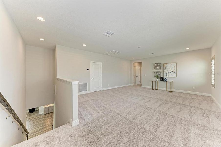 Spacious, unfurnished interior of a new home in Star Farms at Lakewood Ranch, Lakewood Ranch (Image 22). Spacious, unfurnished interior of a new home in Star Farms at Lakewood Ranch, Lakewood Ranch (Image 22).