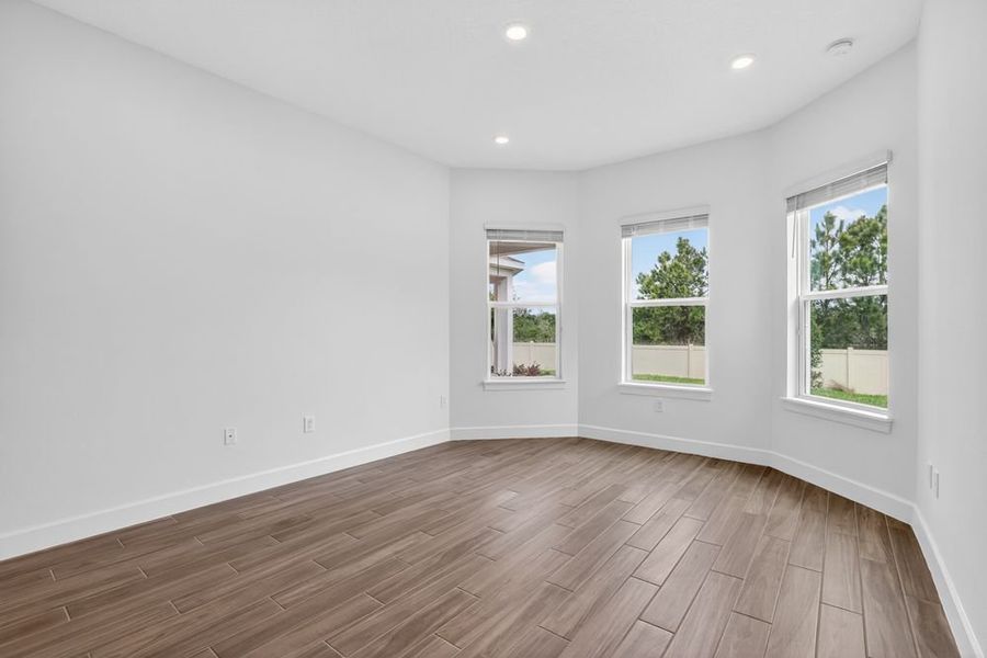 Spacious, unfurnished interior of a new home in Center Lake Ranch Community Group Page, St. Cloud (Image 25).