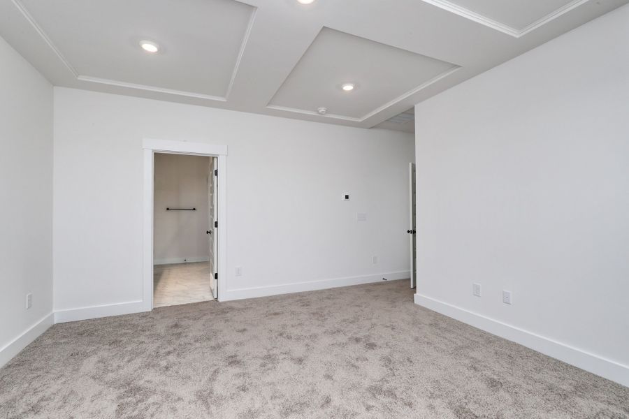Spacious, unfurnished interior of a new home in Arcadia, Myrtle Beach (Image 40).