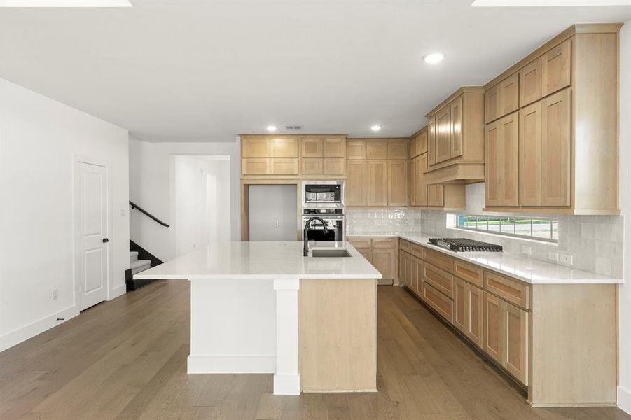 12. 12814 Meadow - Kitchen