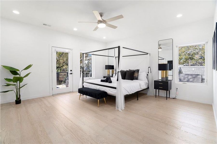 Furnished interior view inside a new home in , Atlanta (Image 17).