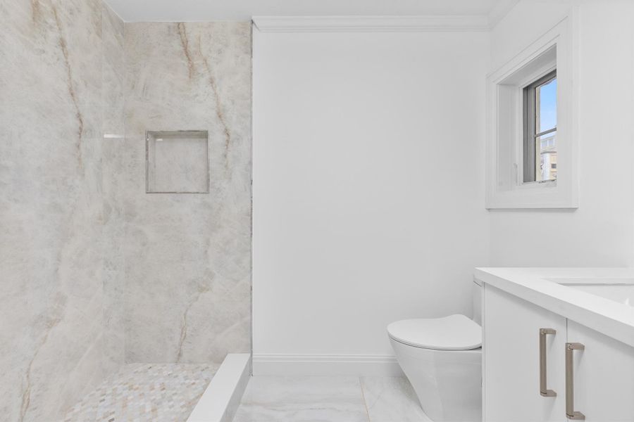 Image 21 of a home in .