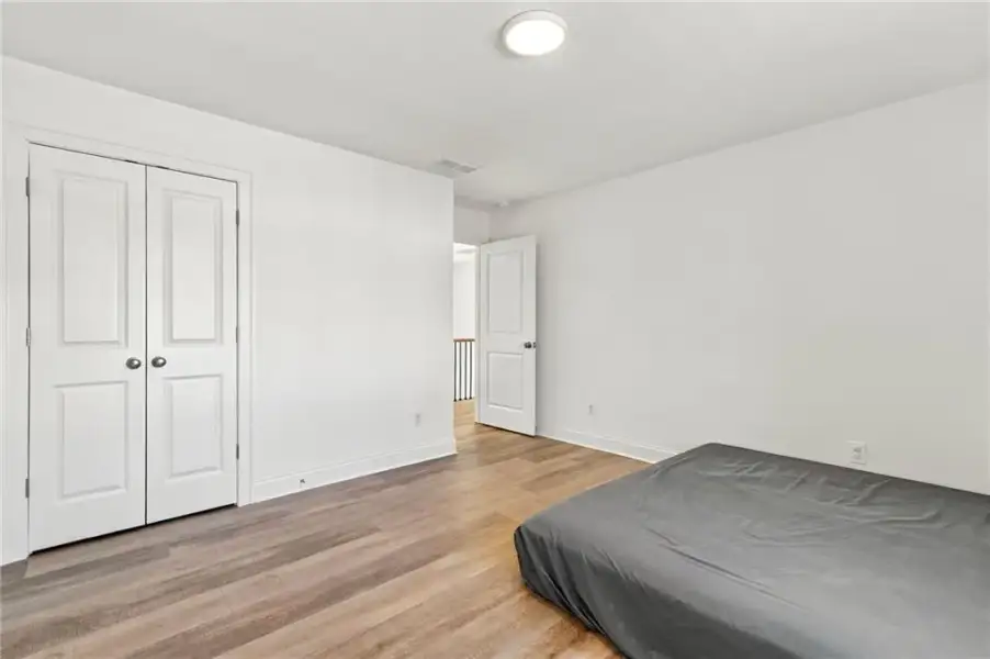 Spacious, unfurnished interior of a new home in , Conyers (Image 26).