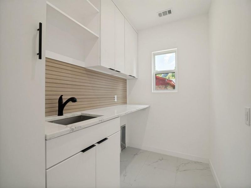 Image 25 of a home in .