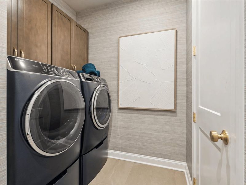 Close-up of interior finishes inside a home in Bellflower, Charlotte (Image 9).