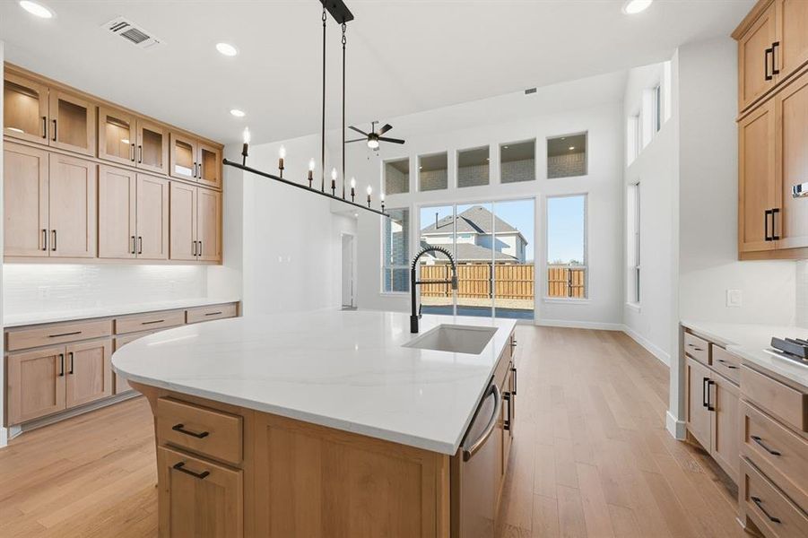 Furnished interior view inside a new home in Star Trail, Prosper (Image 6).