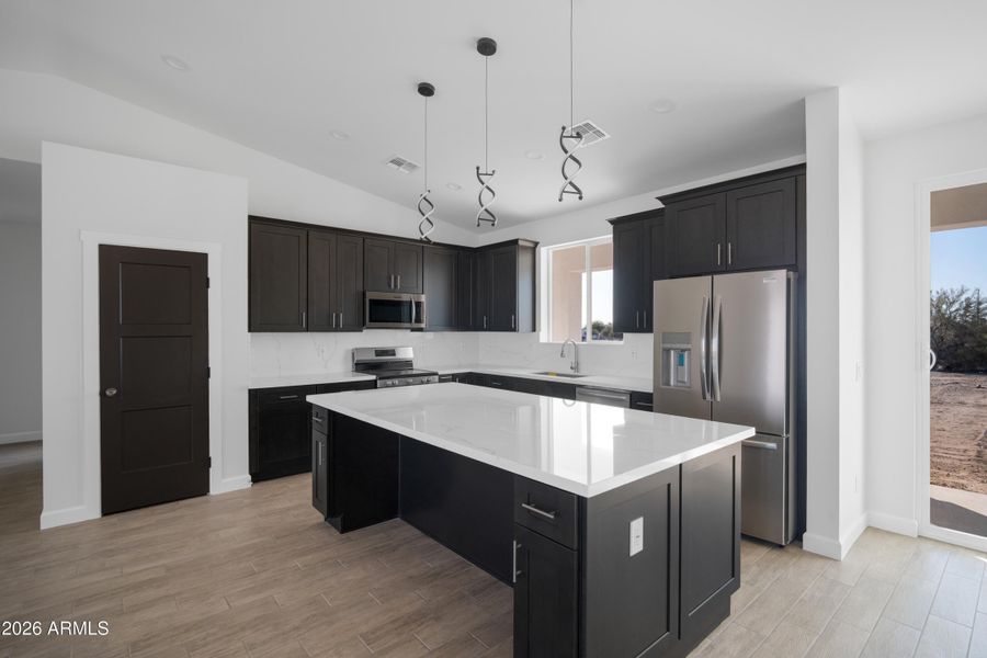 34207 W Chambers St - Inside Cam-14 34207 W Chambers St - Inside Cam-14