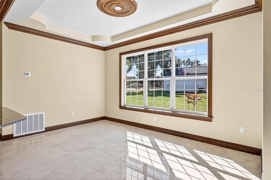 Spacious, unfurnished interior of a new home in , Thonotosassa (Image 88).