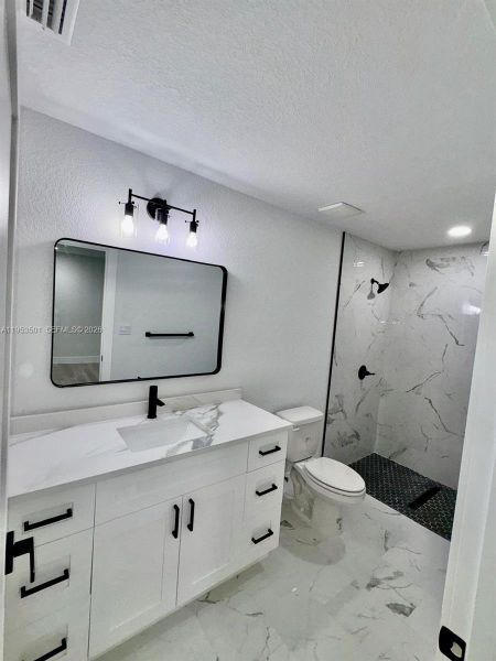 Furnished interior view inside a new home in , Sebring (Image 9).