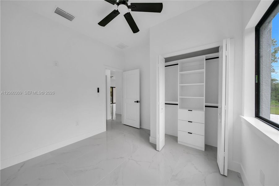 Spacious, unfurnished interior of a new home in , Lehigh Acres (Image 40).