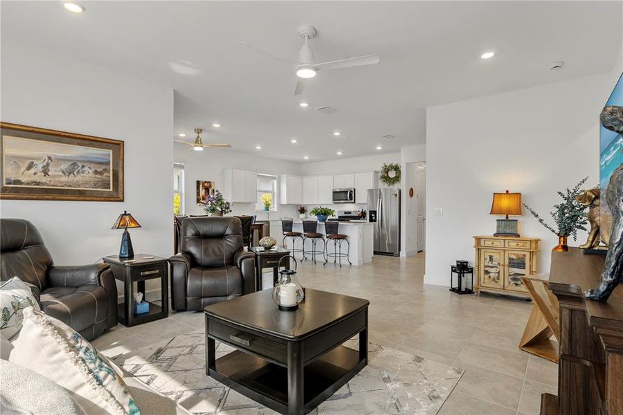 Furnished interior view inside a new home in , Punta Gorda (Image 32). Furnished interior view inside a new home in , Punta Gorda (Image 32).