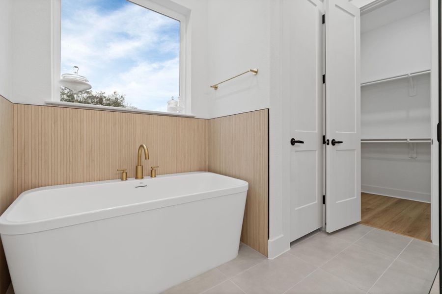 Furnished interior view inside a new home in , Houston (Image 32). Furnished interior view inside a new home in , Houston (Image 32).