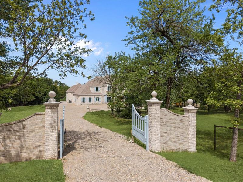 Image 37 of a home in .