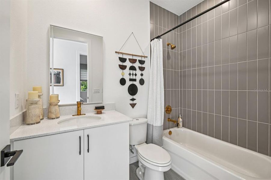 Furnished interior view inside a new home in Northlake Classical, Winter Garden (Image 15). Furnished interior view inside a new home in Northlake Classical, Winter Garden (Image 15).