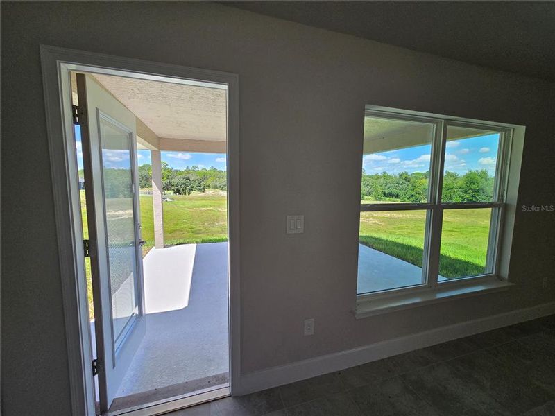 Spacious, unfurnished interior of a new home in Twisted Oaks, Beverly Hills (Image 16). Spacious, unfurnished interior of a new home in Twisted Oaks, Beverly Hills (Image 16).