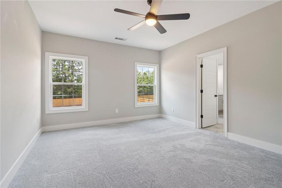 Spacious, unfurnished interior of a new home in , Lilburn (Image 72).