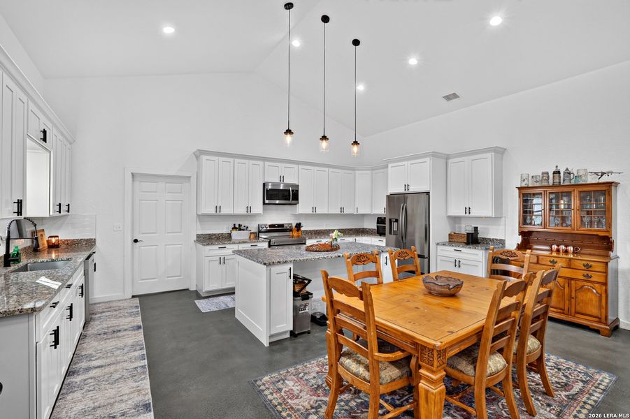 Furnished interior view inside a new home in , Kenedy (Image 12).