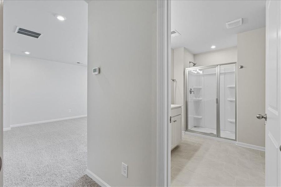 Spacious, unfurnished interior of a new home in Park Center Pointe, Mableton (Image 15).