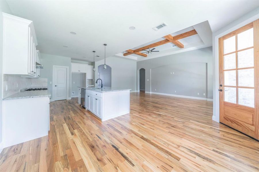 Spacious, unfurnished interior of a new home in , Duncanville (Image 22).