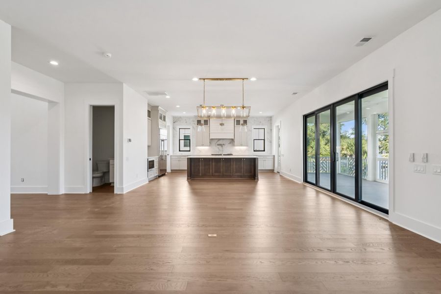 Spacious, unfurnished interior of a new home in , Mount Pleasant (Image 34).