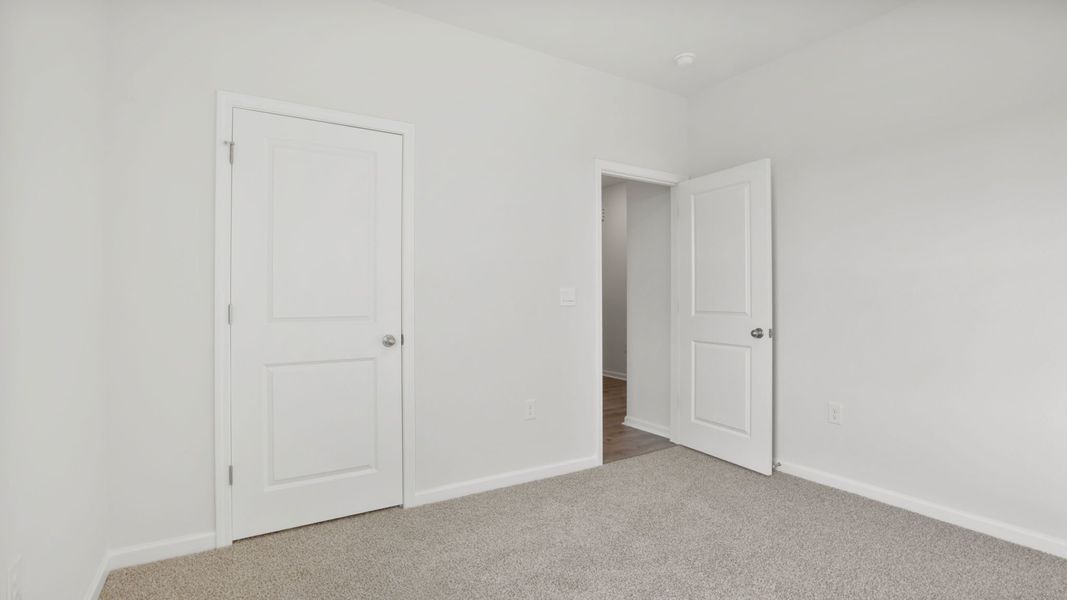 Spacious, unfurnished interior of a new home in Pine Lake Estates, Anderson (Image 19).