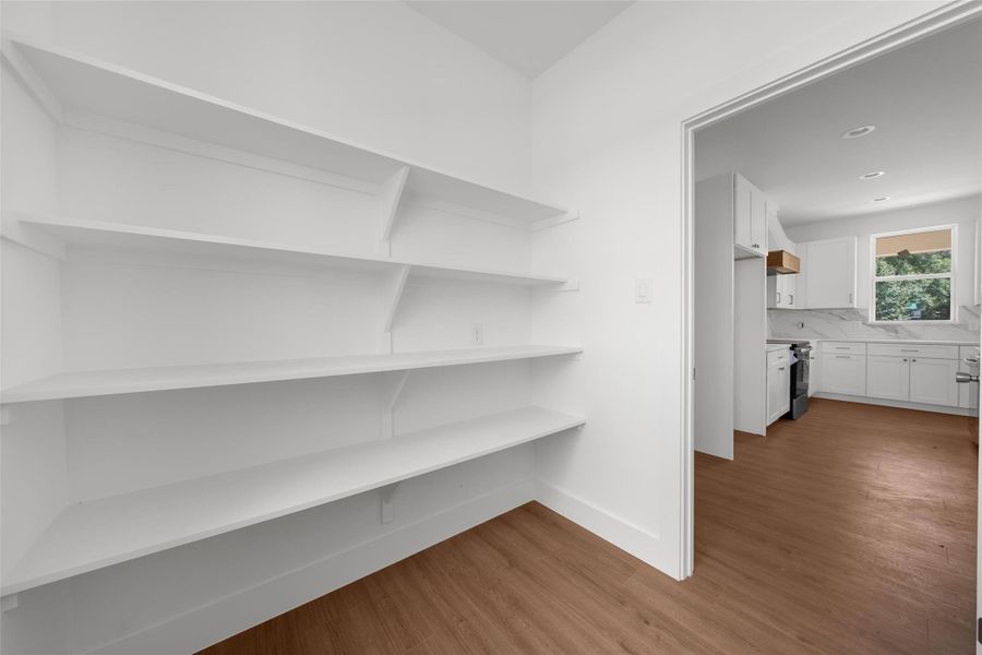 Image 37 of a home in .